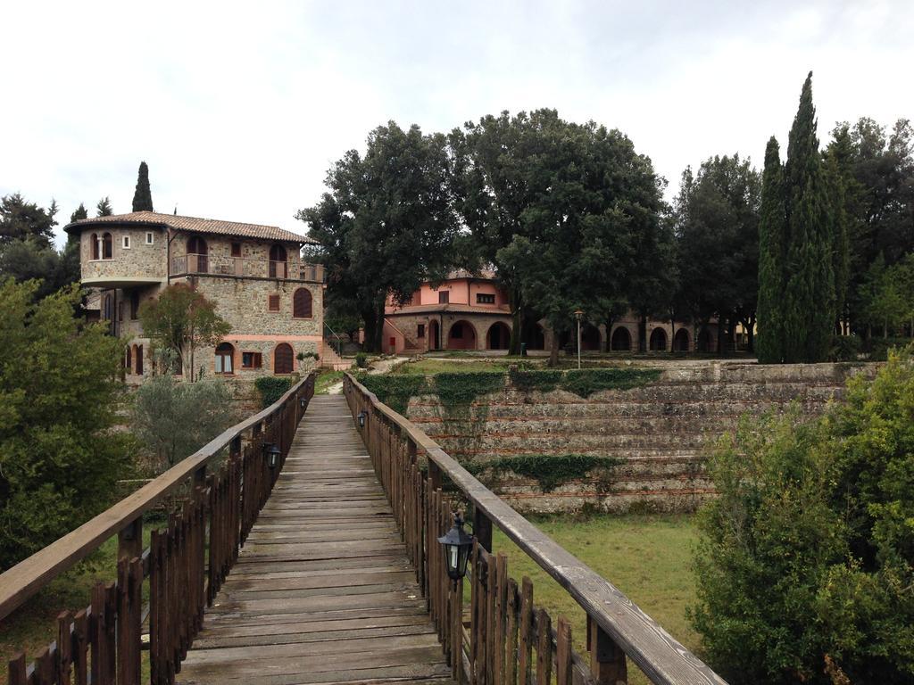 Pian Dei Mucini Resort Il Borgo Маса Маритима Екстериор снимка