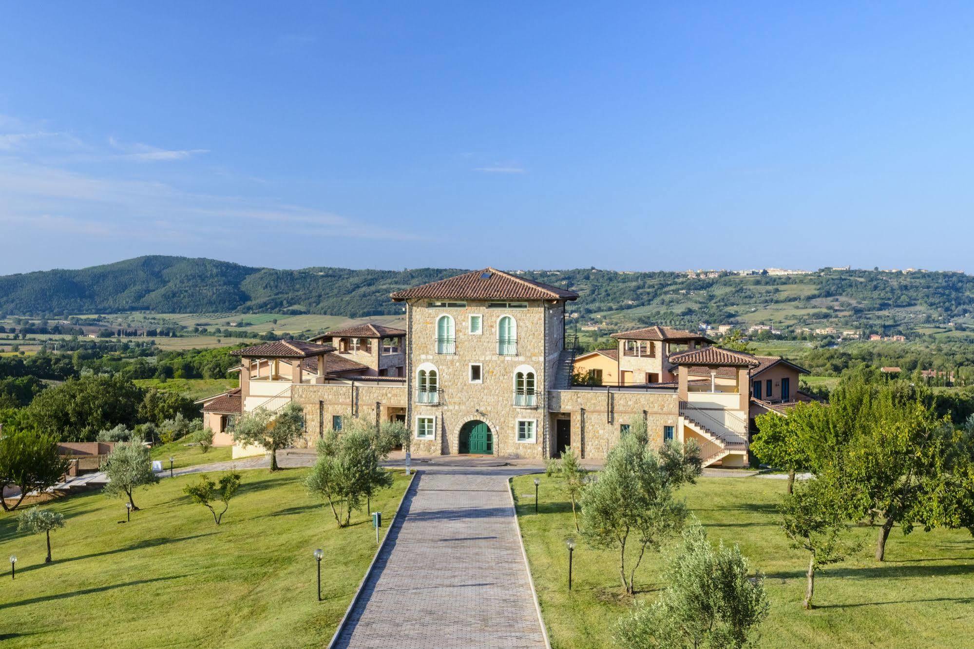 Pian Dei Mucini Resort Il Borgo Маса Маритима Екстериор снимка