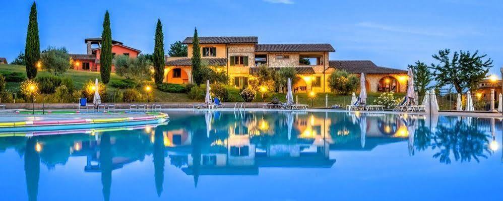 Pian Dei Mucini Resort Il Borgo Маса Маритима Екстериор снимка