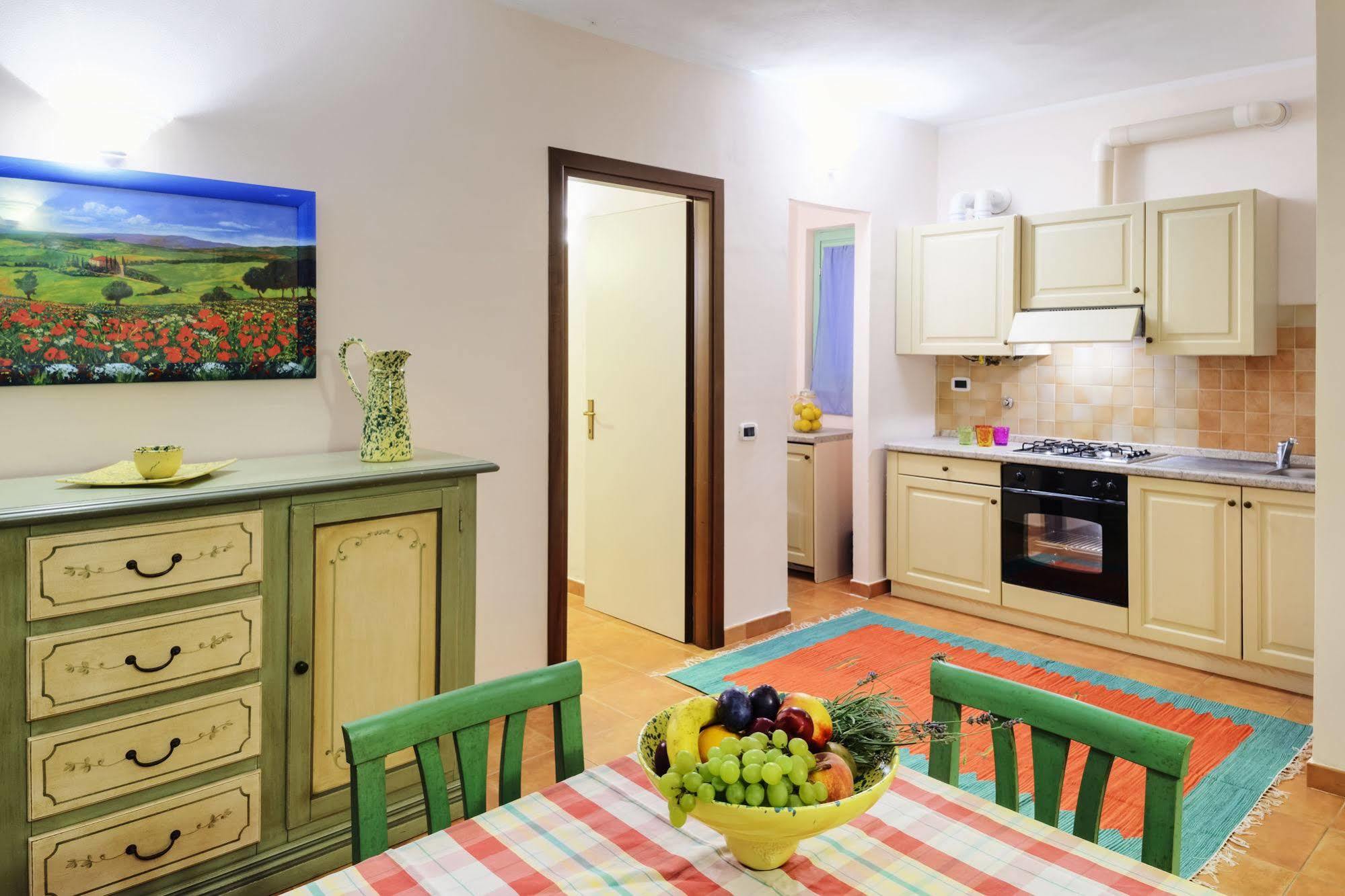 Pian Dei Mucini Resort Il Borgo Маса Маритима Екстериор снимка
