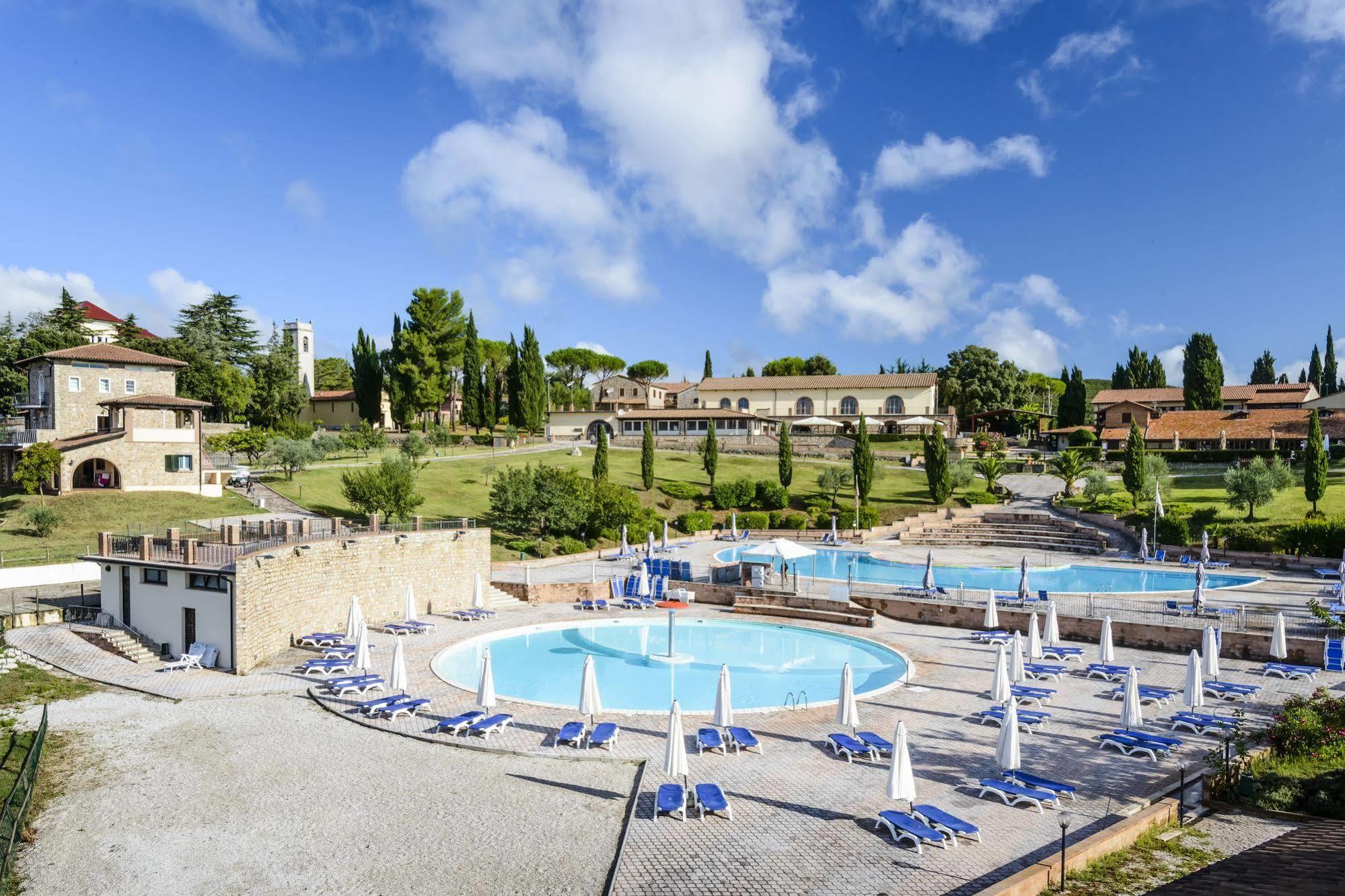 Pian Dei Mucini Resort Il Borgo Маса Маритима Екстериор снимка