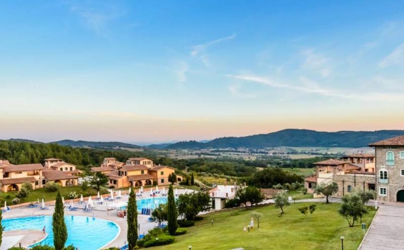 Pian Dei Mucini Resort Il Borgo Маса Маритима Екстериор снимка